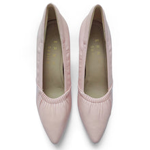 Load image into Gallery viewer, Gal Signature lambskin pumps with gathers
