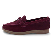 Load image into Gallery viewer, Piper suede loafers