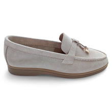 Load image into Gallery viewer, Piper suede loafers