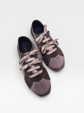 Load image into Gallery viewer, Sabine Panelled Sneakers