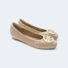 Load image into Gallery viewer, Savana Lambskin Leather Flats