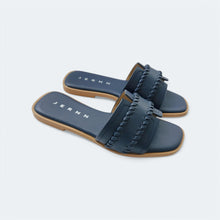 Load image into Gallery viewer, Yoru Premium Leather Flats