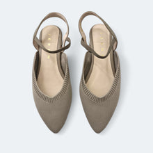 Load image into Gallery viewer, Kindra Flats