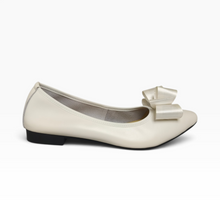 Load image into Gallery viewer, Amelie Triple Bow Flat