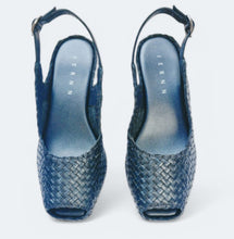 Load image into Gallery viewer, Handwoven Square Front wedges with Slingback - 28289