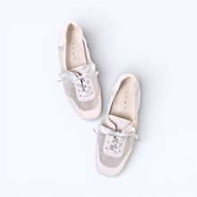Load image into Gallery viewer, Aeris Ribbon Sneakers