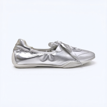 Load image into Gallery viewer, Aeris Ribbon Sneakers