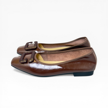 Load image into Gallery viewer, Carla Flats with Buckle