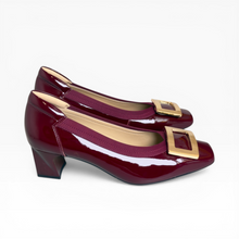 Load image into Gallery viewer, Cheryl Soft Patent Pumps