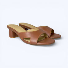 Load image into Gallery viewer, Claude Low Heel Sandals