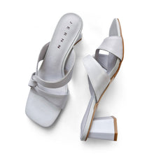 Load image into Gallery viewer, Vivia side cross sandals