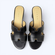 Load image into Gallery viewer, Hannah Low Heel Sandals