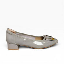 Load image into Gallery viewer, Sylvie Buckle Pumps