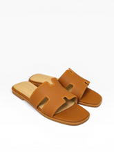 Load image into Gallery viewer, Helena Leather Slides