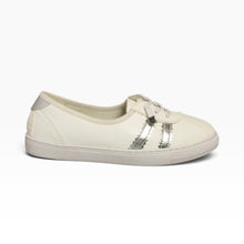 Load image into Gallery viewer, Lumi Sneakers