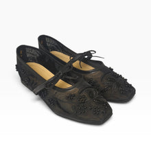 Load image into Gallery viewer, Marielle Embroidered Flats