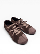 Load image into Gallery viewer, Sabine Panelled Sneakers