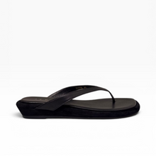 Load image into Gallery viewer, Renata Leather Sandals