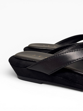 Load image into Gallery viewer, Renata Leather Sandals