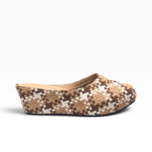 Load image into Gallery viewer, Handwoven Square Front wedges - Limited Edition Colors