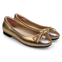 Load image into Gallery viewer, Theo Round flat pumps with heart charm
