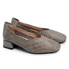 Load image into Gallery viewer, Evelyn handwoven square round low pumps