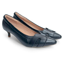 Load image into Gallery viewer, Hena heels with H leather design