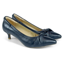 Load image into Gallery viewer, Bennett Signature lambskin pumps with twisted gathers
