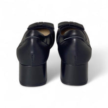 Load image into Gallery viewer, Elise Ribbon Pumps