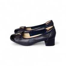 Load image into Gallery viewer, Odette Soft Pumps