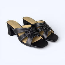 Load image into Gallery viewer, Maddie Low Heel Sandals