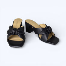 Load image into Gallery viewer, Margot Knotted Low Heel Sandals