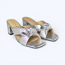Load image into Gallery viewer, Margot Knotted Low Heel Sandals