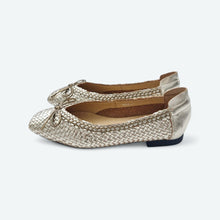 Load image into Gallery viewer, Harmony Handwoven Flats