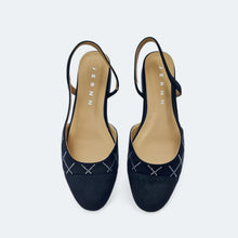 Load image into Gallery viewer, Hyacinth Premium Suede Leather Flats