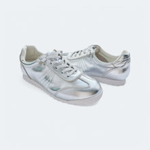Load image into Gallery viewer, Aimee Premium Leather Sneakers