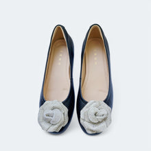 Load image into Gallery viewer, Rosie Slip On Flats