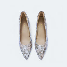 Load image into Gallery viewer, Joanne Low Heel