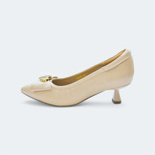 Load image into Gallery viewer, Agatha Leather Heel