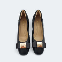 Load image into Gallery viewer, Gloria Lambskin Leather Low Heels