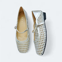 Load image into Gallery viewer, Etheral Handcrafted MaryJanes