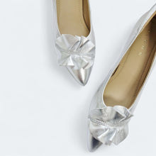 Load image into Gallery viewer, Louvie Princess Low Heels