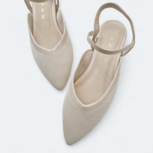 Load image into Gallery viewer, Kindra Flats