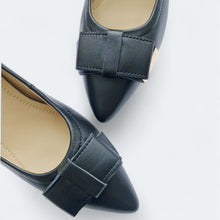 Load image into Gallery viewer, Derrie Princess Low Heels