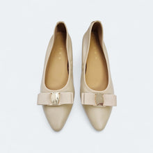 Load image into Gallery viewer, Maura Office Flats