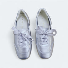 Load image into Gallery viewer, Ribbon Sneakers