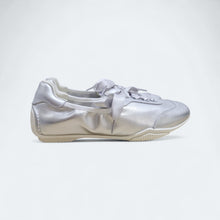 Load image into Gallery viewer, Ribbon Sneakers