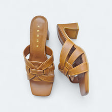 Load image into Gallery viewer, Vue Low Heel