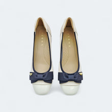Load image into Gallery viewer, Genevieve Lambskin Leather Low Heels