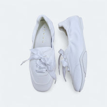 Load image into Gallery viewer, Ribbon Sneakers